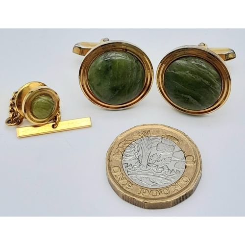 1681 - A Pair of Green Jade Cufflinks and Tie Pin. Comes with a presentation case.