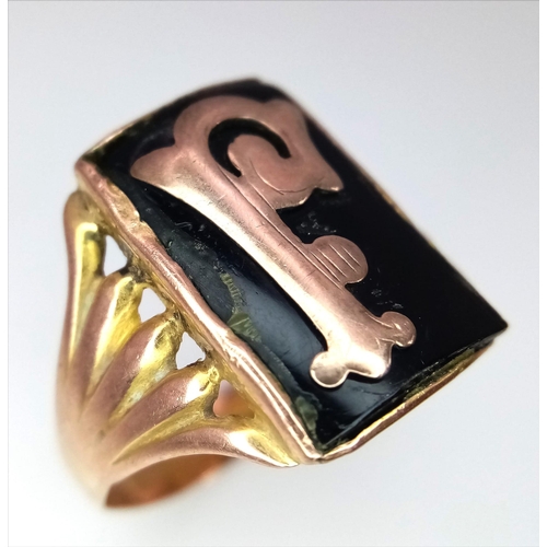 1413 - A 9K YELLOW GOLD VINTAGE INITIAL FANCY INITIAL F ONYX RING 4.4G SIZE U
ref: MB 4001