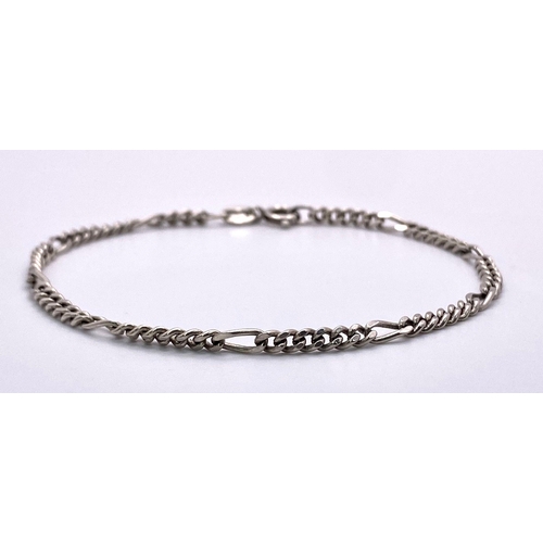 1110 - Set of 3 Sterling Silver Bracelets, all 18cm 14.1g total. Ref: TB68