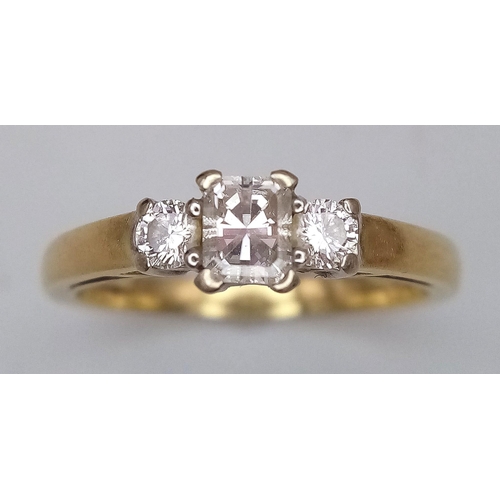 187 - A 18K YELLOW GOLD 3 STONE DIAMOND RING 0.50CT, 0.35CT CENTRE ASHER CUT & 0.15CT OF ROUND BRILIANTS 2... 