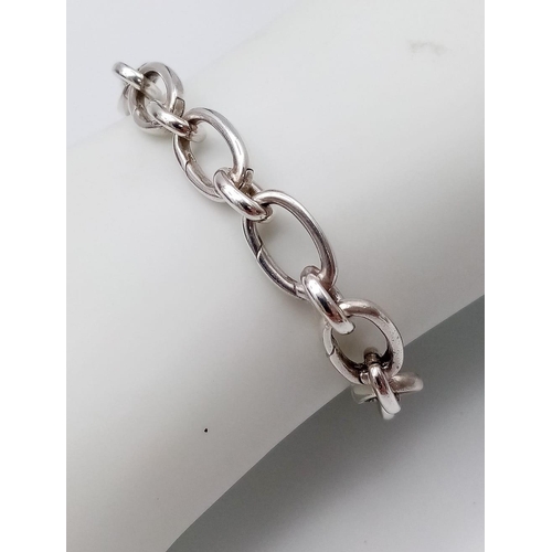 364 - A sterling silver TIFFANY & CO chain bracelet, length: 19.5 cm, weight: 21.2 g.