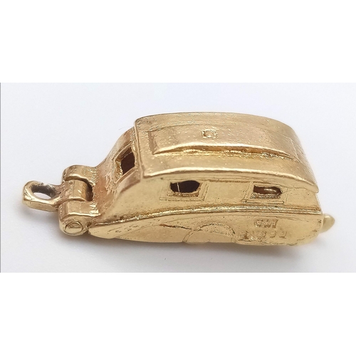 496 - 9K YELLOW GOLD CARAVAN CHARM TRAVELLER.
WEIGHT: 3.3G

SC 5004