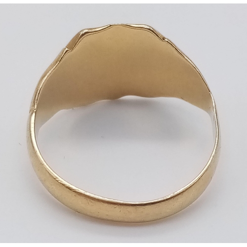 76 - An 18K Yellow Gold Antique Shield Shaped Signet Ring, Hallmarked Birmingham, 1922. Size R/S, 5.7g we... 