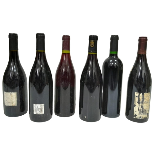 88 - 8 Bottles of Rhone Red Consisting of: 1 x Saint Cosme Gigondas Cotes du Rhone 1999. 1 x Chateau du T... 