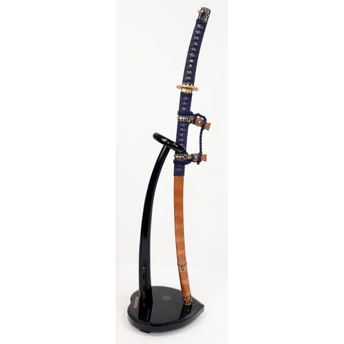 361 - An Excellent Condition Modern Display Japanese Tachi Samurai Sword. Highly Decorated, Complete with ... 