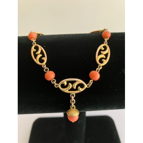 223 - Beautiful 10 carat YELLOW GOLD and CORAL BRACELET Complete with gold safety chain. Having fancy GOLD... 