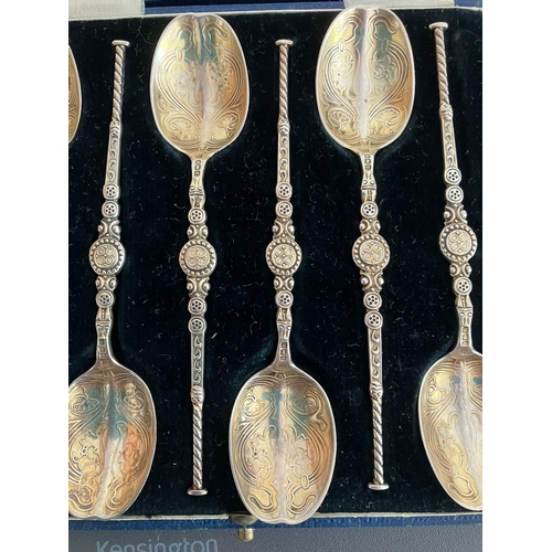 294 - Rare Antique set of six gilded SILVER ANOINTING TEASPOONS. Clear hallmark for Charles S Green, Birmi... 