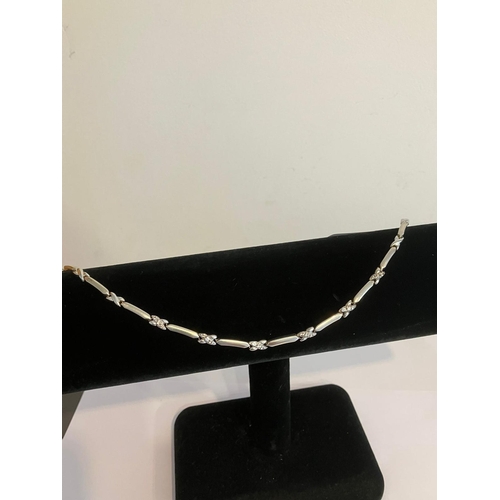 21 - Fabulous 9 carat ITALIAN WHITE GOLD NECKLACE. Presented in a high quality jewellers case. Fully hall... 