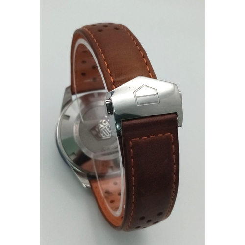 129 - A Tag Heuer Carrera Automatic Gents Chronograph Watch. 
Brown leather strap. Stainless steel case - ... 