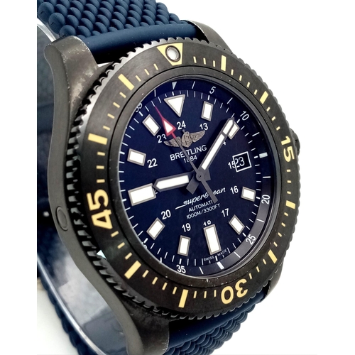 46 - A Breitling Superocean Automatic Gents Divers Watch. Blue textured rubber strap. Titanium case - 44m... 