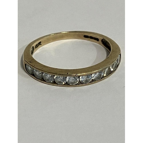 476 - 9 carat GOLD and ZIRCONIA RING . Full UK hallmark. 1.7 grams. Size M.