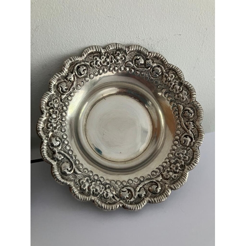 483 - Vintage Pair of SILVER BON BON DISHES. Having Beautiful border design. 110 grams.