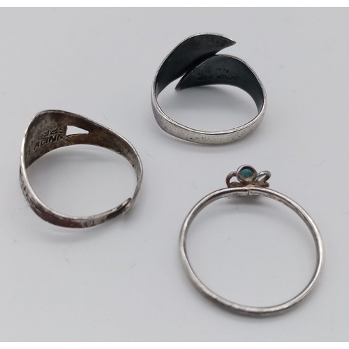 1380 - An interesting parcel of Silver Rings. 
Including two fabulous vintage Siam Silver rings, both adjus... 