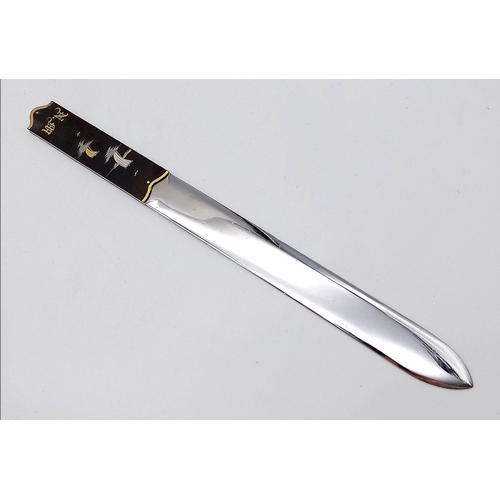 1778 - Superb Meji Period Komai Style Damascene Letter Opener. 
Handle with Damascene inlaid, with a lake s... 