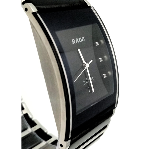 312 - A Rado Diastar Jubile Quartz Unisex Watch. Stainless steel, ceramic bracelet and rectangular case - ... 