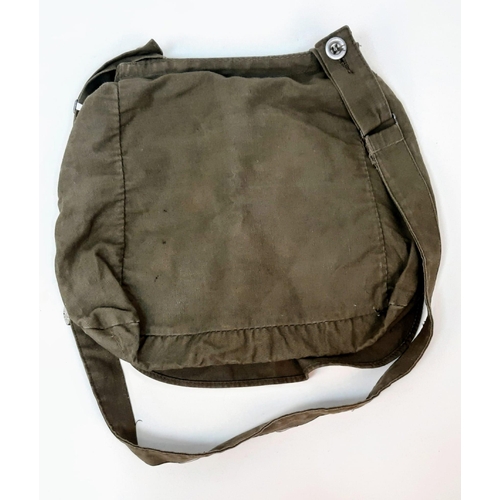 573 - WW2 German BDM Luftshutz (Female Hitler Youth Air Raid Helper) Bread Bag.