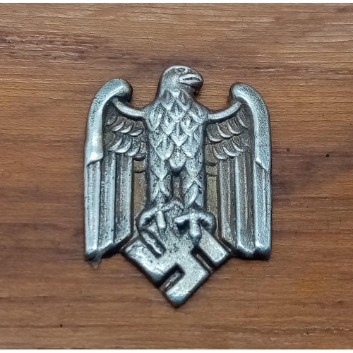 789 - WW2 German Wooden Cigarette Box with German Eagle on lid.