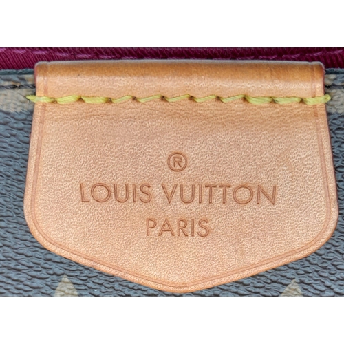 108 - Louis Vuitton Graceful Hobo Bag.
In classic Monogram canvas, this extra-roomy yet lightweight bag co... 