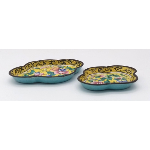 711 - A pair of wonderful small Chinese Canton Antique 19th Century Dishes. 
Vibrant yellow enamel colours... 