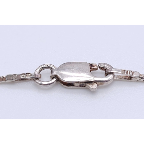 1494 - A 925 silver drop pendant on silver chain. Total weight 4.66G. Total length 46cm.