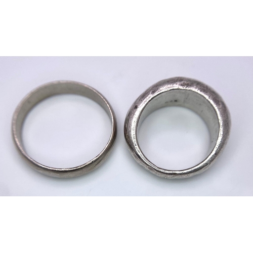 1523 - 2X 925 silver band rings. Total weight 16.4G. Both sized X.