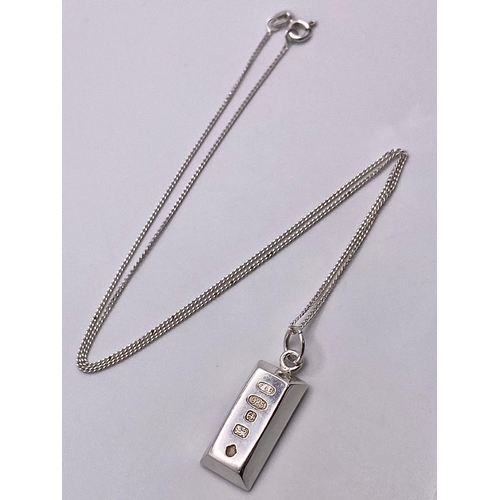 1053 - A Sterling Silver Rope Chain - 18