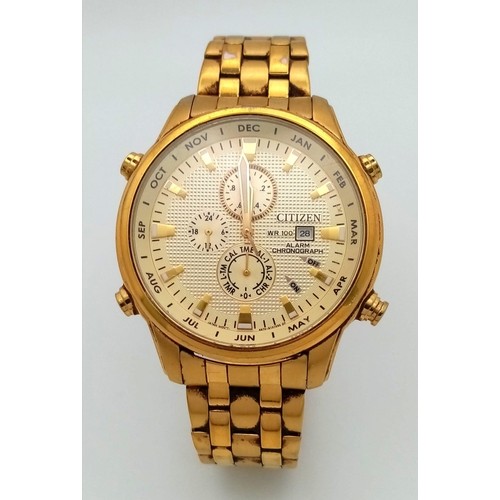 1520 - A Citizen Gilded Chronograph Alarm Quartz Gents Watch. Gilded bracelet and case - 43mm. Gilded white... 