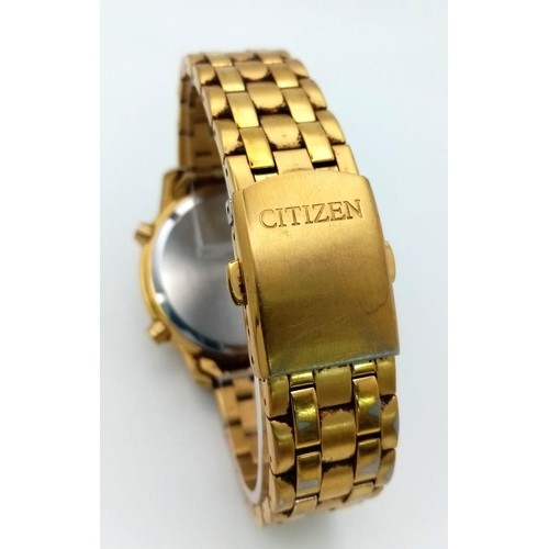 1520 - A Citizen Gilded Chronograph Alarm Quartz Gents Watch. Gilded bracelet and case - 43mm. Gilded white... 