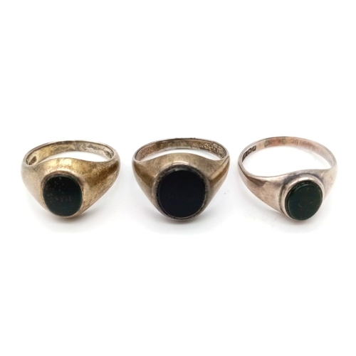 1658 - A collection of 5 vintage silver solitare rings. 2 of them have Birmingham hallmarks. Total weight 1... 