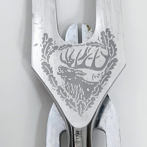 1958 - 1940's, 3 Piece KARL KIMMEL SOLIGEN, KNIFE CUTLERY SET in original Presentation Box.
Just in time fo... 