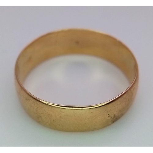 1676 - A Vintage 9K Yellow Gold Band Ring. Size P/Q. 2.61g weight.