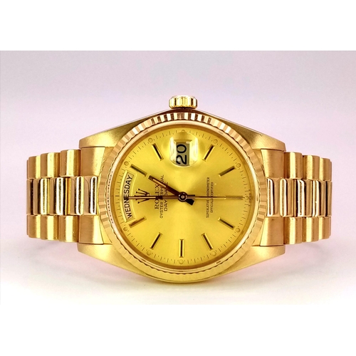 114 - A Solid 18K Gold Rolex Oyster Perpetual Day-Date Gents Watch. 18k gold bracelet and case - 36mm. Gol... 