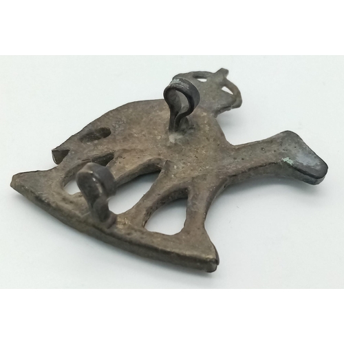 265 - WW1 Theatre Made New Zealand Camel Corps Sand Cast Badge.