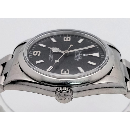 128 - A Vintage Rolex Oyster Perpetual Explorer Gents Watch. Stainless steel bracelet and case - 36mm. Bla... 