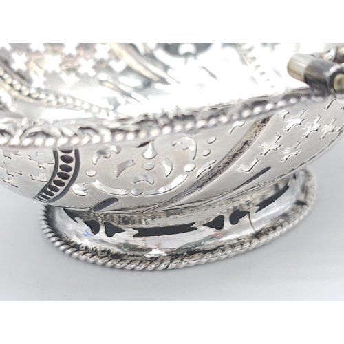 274 - AN EXQUITE EXAMPLE OF A MASTER SILVERSMITH , DATED 1767 AND MADE IN LONDON THIS INTRICATELY DESIGNED... 