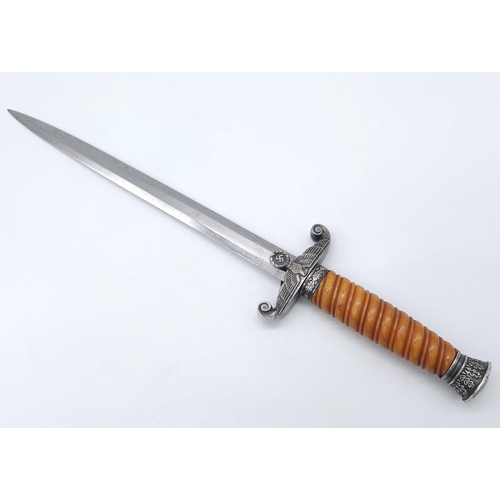 69 - 3rd Reich Army Officers Dress Dagger. Maker: Tiger.