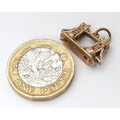 775 - A 9K GOLD CHARM OF TOWER BRIDGE WITH MOVING PARTS (BRIDGE OPENS)   3.2gms