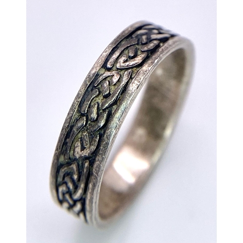 936 - 3 x STERLING SILVER FANCY BAND RINGS - AZTEC AND CELTIC DESIGNS. SIZES U, Q & M. 11.7G TOTAL WEIGHT.... 