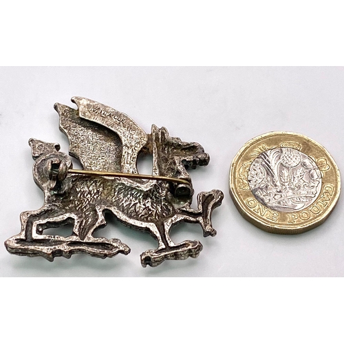 971 - A SILVER WELSH DRAGON BROOCH. 15.4g weight.    Ref: SC 7007