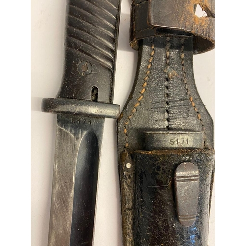 1480 - A WW2 German K98 Bayonet with Matching Scabbard - Both are marked with the serial number 5171. The b... 