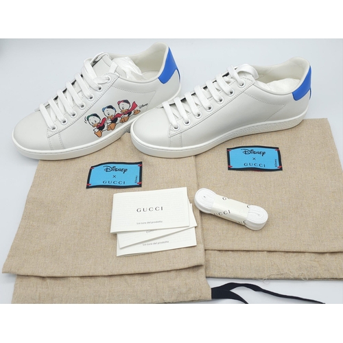 157 - Pair of Gucci Disney, HUEY DEWEY & LOUIE, Ace Sneakers.
Great pair of sneakers, size 35 Euro (UK 2/3... 