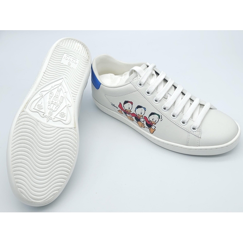 157 - Pair of Gucci Disney, HUEY DEWEY & LOUIE, Ace Sneakers.
Great pair of sneakers, size 35 Euro (UK 2/3... 