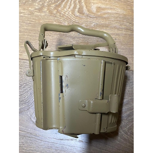 1593 - A WW2 German MG 34/42 Gun, Afrika Korp Drum Magazine Carrying Case - Markings of WC43 on lid. ML565