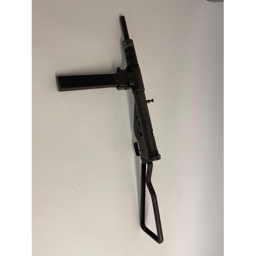 359 - A British Deactivated Sten MK II Sub Machine Gun - With Multiple Markings. This highly collectible 9... 