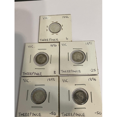 111 - A Selection of high grade VICTORIAN SILVER THREEPENCES to include an Uncirculated MAUNDY 1886 Victor... 