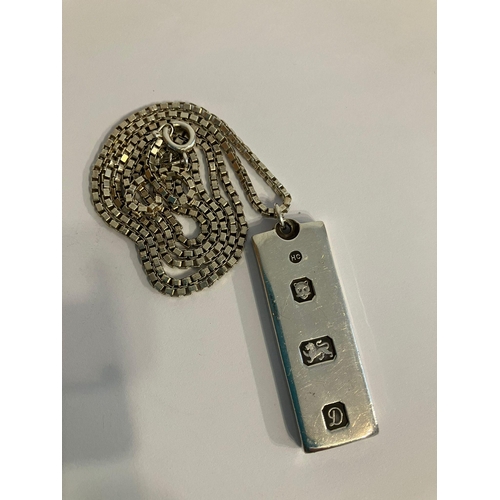 174 - Vintage SILVER INGOT PENDANT Nice and chunky with clear hallmark for London 1978, Mounted on a hallm... 