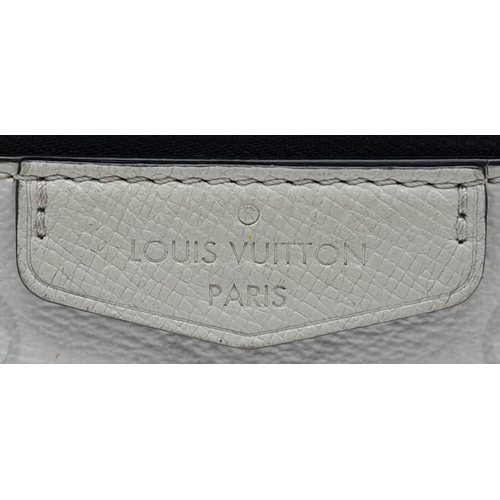 46 - A stylish Louis Vuitton Leather Shoulder Satchel Bag.
Quality soft leather with monogrammed LV desig... 