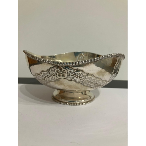 630 - Beautiful SILVER BOWL with Serpentine shaped edge and gadroon rim. Nicely decorated with chased patt... 