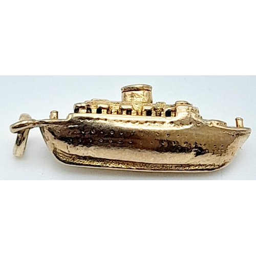 910 - 9k yellow gold ship charm/pendant, 2.3g