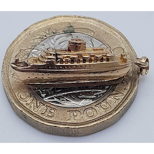 910 - 9k yellow gold ship charm/pendant, 2.3g